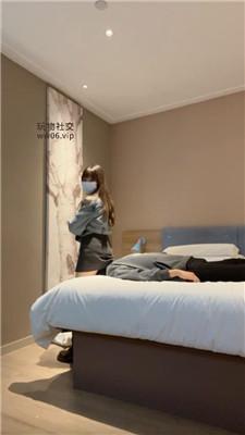 九月长靴踩踏/舔脏鞋/滴蜡/坐脸窒息 bf49183