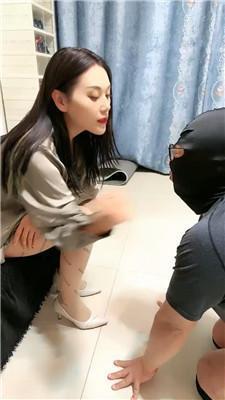 乔伊碾压狗爪/抽耳光/胯下辱绿帽 bf49197