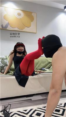 Jenn红色丝袜诱惑超骚绿帽 JS250109-18