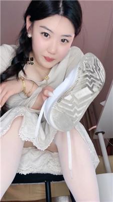 夏主口水白丝臭鞋底 250308-16