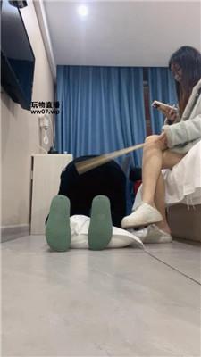 沐沐大大跪舔清理脏小白鞋肉丝jio JS250310-11