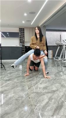 麋鹿银儿首次便爱上虐打/丰满骑马压迫 bf51220