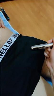 冰女王闻着臭袜子臭脚丫发骚 JS250308-35