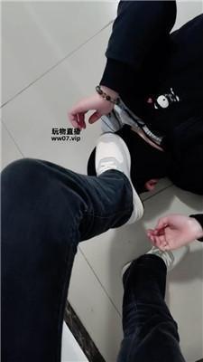 心怡bb约会回家虐下贱绿帽 JS250308-8