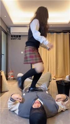 狗哥JK小姐姐-皮鞋黑袜暴揍刑奴 bf51151
