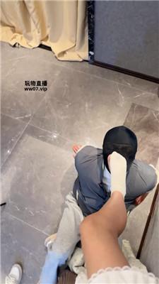 狗哥可爱小主-小白鞋白袜踩虐 bf51147