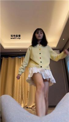 狗哥可爱小主-小白鞋白袜踩虐 bf51147