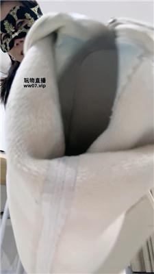 红颜靴子白棉袜 250306-5