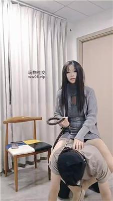 鳕鱼大大高跟肉丝美腿踩虐 bf51116