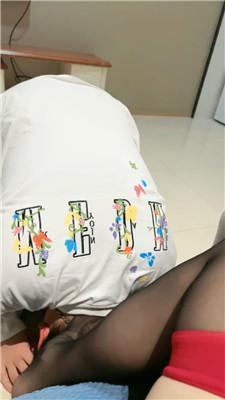 啡啡双S-沉浸式舔脚窒息 JS250307-8