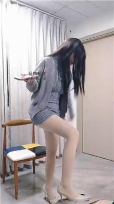 鳕鱼大大漂亮小姐姐-高跟肉丝碾压踩 JS250307-11