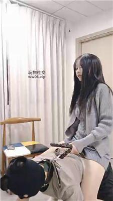 鳕鱼大大漂亮小姐姐-高跟肉丝碾压踩 JS250307-11