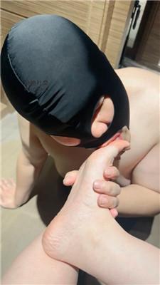 小妮坐脸窒息/虐乳/高跟踩 JS250304-12