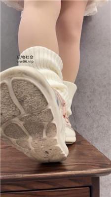 狗哥白袜肉丝脚捂脸/耳光/坐脸 bf51011