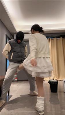 狗哥白袜肉丝脚捂脸/耳光/坐脸 bf51011