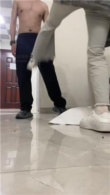 沐沐大大小白鞋白棉袜S欺负哥哥 bf50992