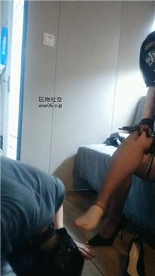 S黑丝高跟踩虐脚下奴 JS250304-10