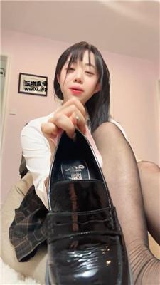 奶豆包看jk老婆与别人做 250312-14