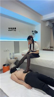 思si可爱女神S-高跟黑丝踩地毯奴 bf51348