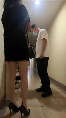 然然而偷情回家虐拴狗链绿帽老公 JS250311-4