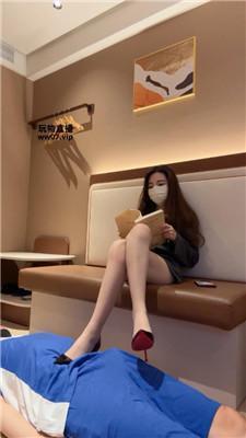 御妍高跟御姐S-虐学生奴 bf51265