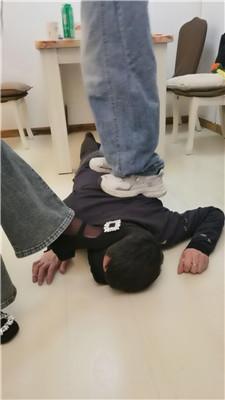 Da猫双S-桌底脏鞋伺候三视角版JS250312-30