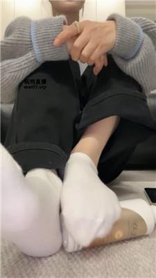 筱月畜生狗喜欢闻臭袜 250310-37