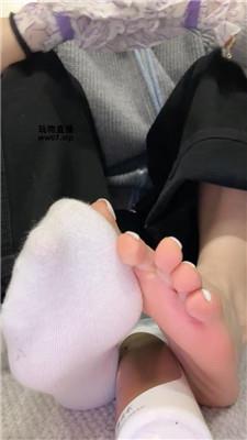 筱月畜生狗喜欢闻臭袜 250310-37