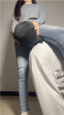 甜恬牛仔裤坐脸-运动鞋白袜辱 bf51516