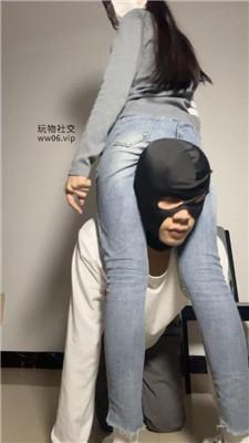 甜恬牛仔裤坐脸-运动鞋白袜辱 bf51516