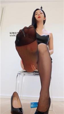 伊柔高跟鞋炸 250318-21