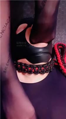 鸿运双女团贴片电击/黑丝脚深喉/喂圣水完整版JS250319-32