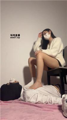 甜恬艺校女神-小白鞋白袜踩 bf51456