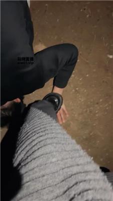 刘二狗户外短靴黑袜玉足虐 JS250318-19