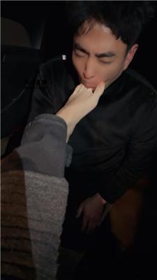 刘二狗户外短靴黑袜玉足虐 JS250318-19