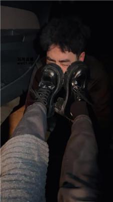 刘二狗户外短靴黑袜玉足虐 JS250318-19