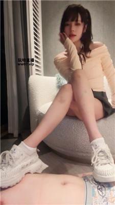 琪琪sama被女大开发成狗 bf51488