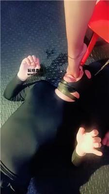 九创女团臭脚丫深喉专场双视角版 JS250318-18