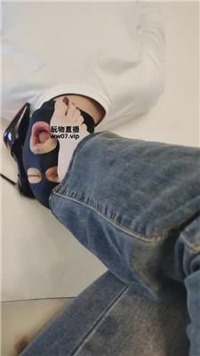 4772啃吃脚丫死皮 JS250317-25