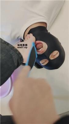 4772啃吃脚丫死皮 JS250317-25