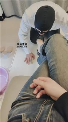 4772啃吃脚丫死皮 JS250317-25