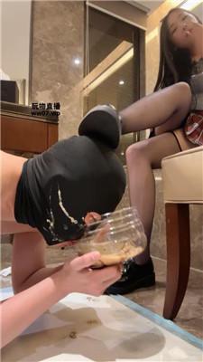 缈缈皮鞋黑丝踩-赏赐圣水 bf51413