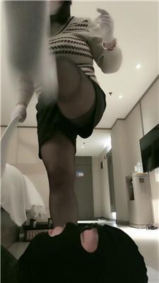 樊樊脏鞋白袜黑丝气味辱 JS250316-7