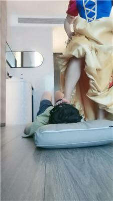 璃茉老师体验被迪士尼公主虐上 JS250324-4