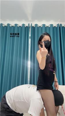 辣辣BB黑丝脚踩踏-虐乳-重度鞭打 JS250324-6