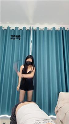 辣辣BB黑丝脚踩踏-虐乳-重度鞭打 JS250324-6