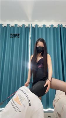 辣辣BB黑丝脚踩踏-虐乳-重度鞭打 JS250324-6