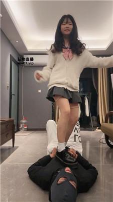 猴歌骑马狗爬-皮鞋白袜踩虐 bf51625