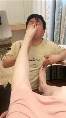 佳佳强迫狗继父舔脚吃烟灰 bf51629