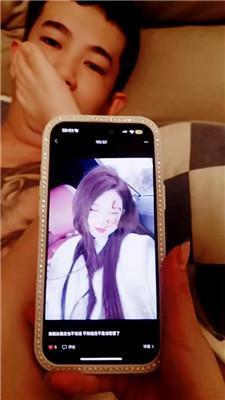 七奶奶舔女友的脚丫 JS250323-31